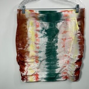 XCVI Wearables tie-dye ruched skirt size large.